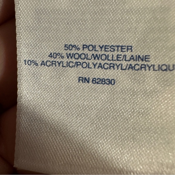 Lands' End wool blend poncho/shawl, one size, marled, fall, winter, layer - Picture 4 of 9